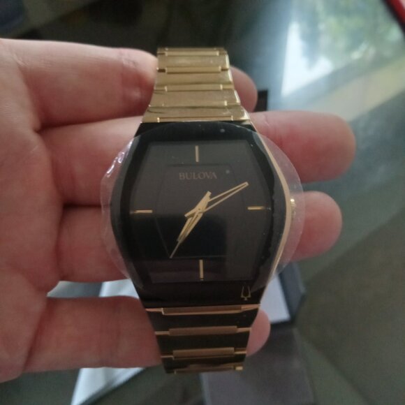 Bulova gemini gold tone watch - Picture 2 of 6